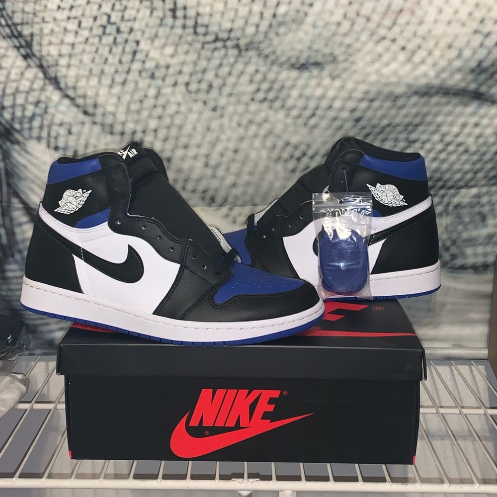 Jordan 1 High Retro OG ‘Royal Toe’ Blue/Black
